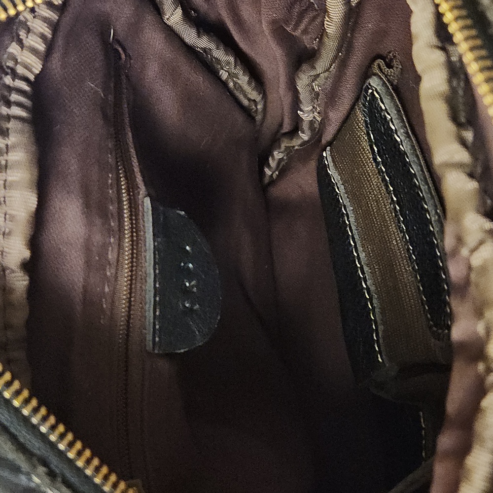 Leather Cross Body Bag - Picture 7 of 7